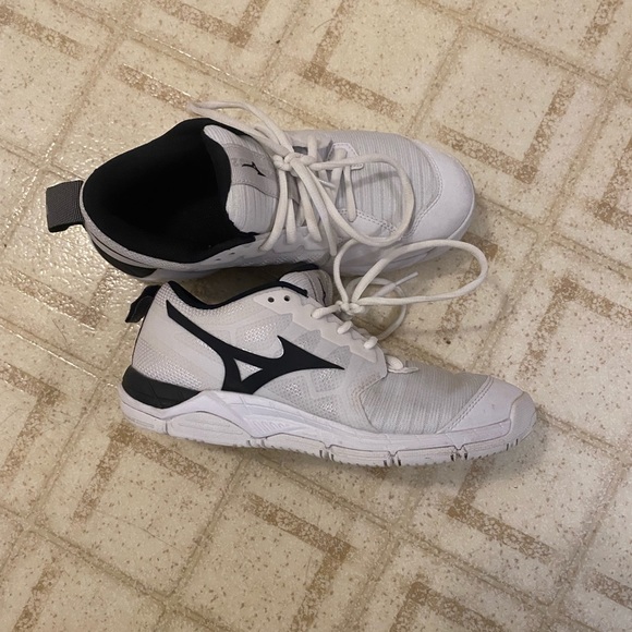 Mizuno Shoes - Mizuno
Women's Mizuno Wave Supersonic 2 Volleyball Shoes